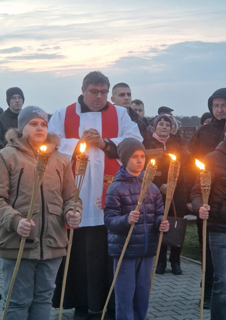 Droga Krzyżowa przez Teratyn